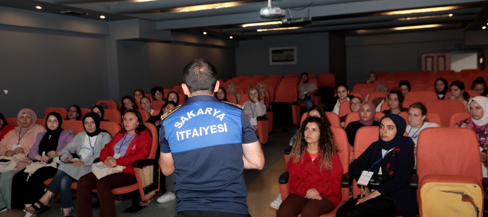 Büyükşehir gençlere ‘ateşe müdahaleyi’ öğretti – GÜNDEM – İnternetin Ajansı