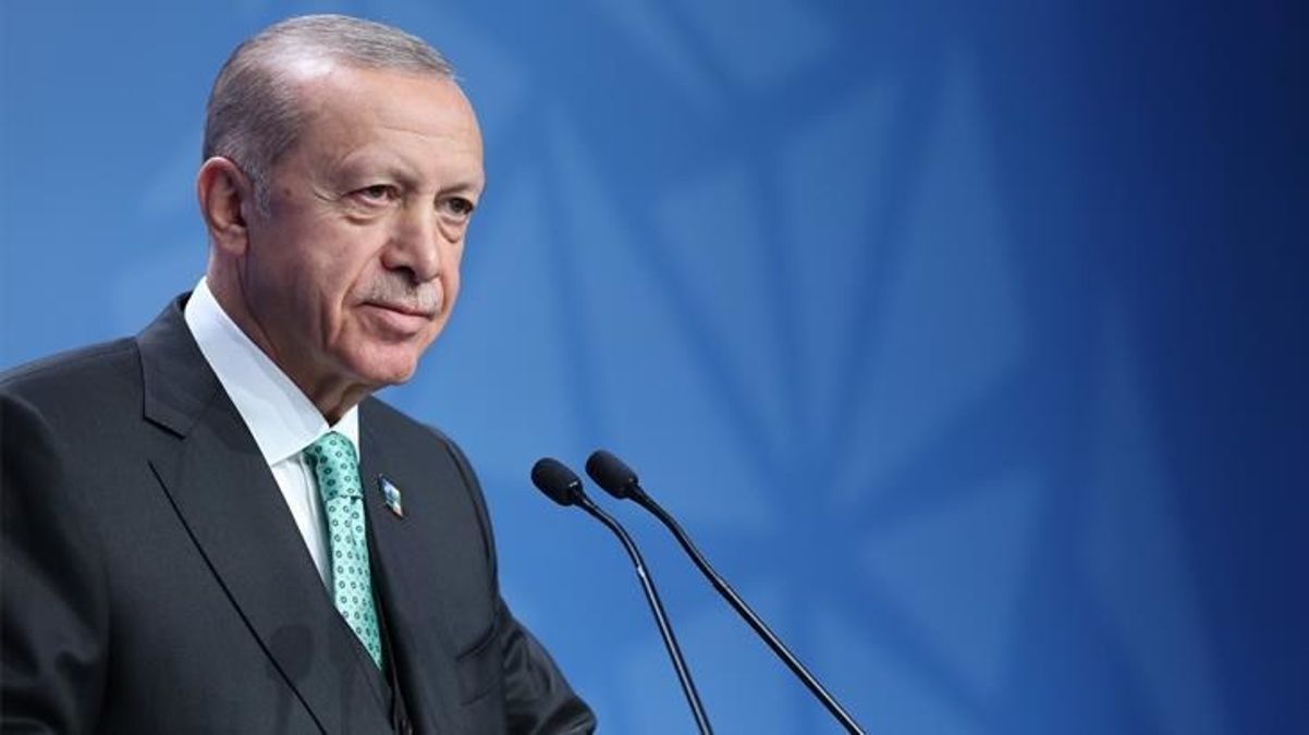 Son Dakika! Cumhurbaşkanı Erdoğan: Körfez turunun ekonomimiz üzerindeki etkilerini en kısa zamanda göreceğiz
