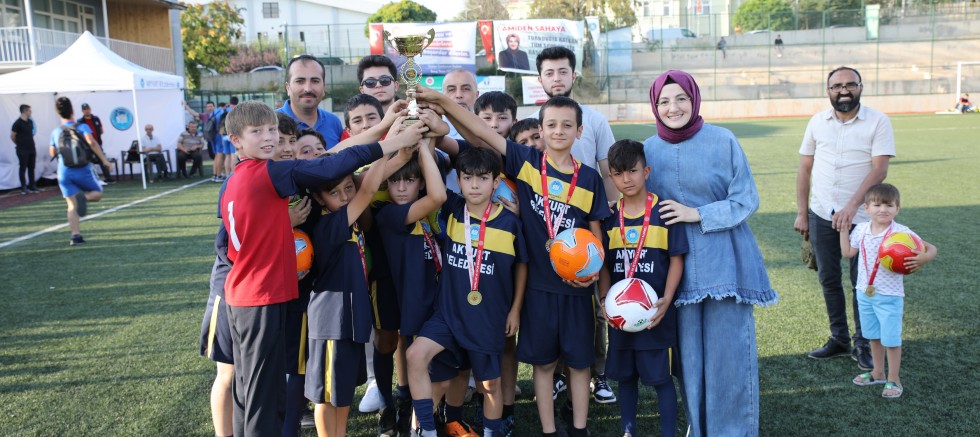 AKYURT’TA KUPALAR SAHİBİNİ BULDU – SPOR – İnternetin Ajansı