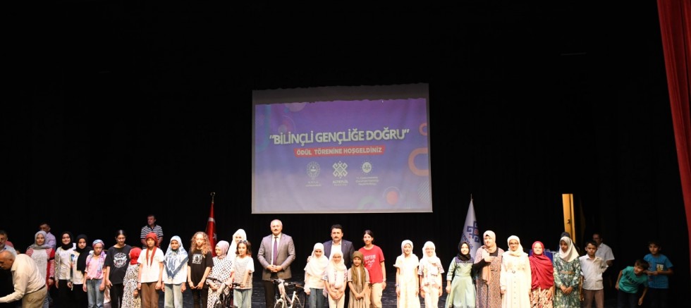 ALTIEYLÜL’DE ‘BİLİNÇLİ GENÇLİĞE DOĞRU’ – GÜNDEM – İnternetin Ajansı