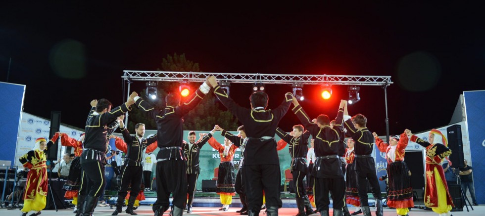 ARTVİNLİLER ANADOLU KÜLTÜR ŞÖLENİ’NDE EĞLENDİ – GÜNDEM – İnternetin Ajansı