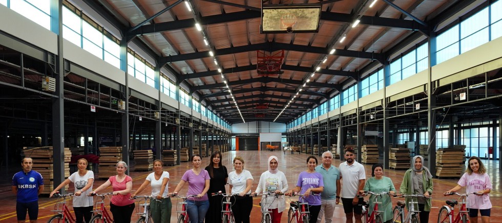 KADINLARA ÖZEL BİSİKLET EĞİTİMİ – GÜNDEM – İnternetin Ajansı