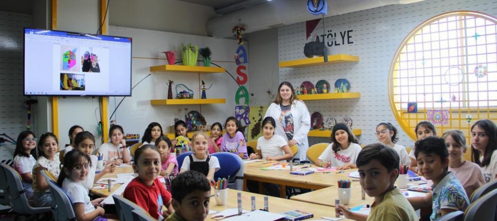 MÜZEYYEN ERKUL BİLİM MERKEZİ’NDEKİ YAZ KURSLARIYLA ÇOCUKLAR, TATİLİNİ VERİMLİ GEÇİRİYOR – GÜNDEM – İnternetin Ajansı