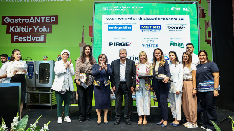 BAŞKAN ŞAHİN MODERATÖRLÜĞÜ’NDE KADININ GÜCÜ KONUŞULDU – TÜRKİYE – İnternetin Ajansı