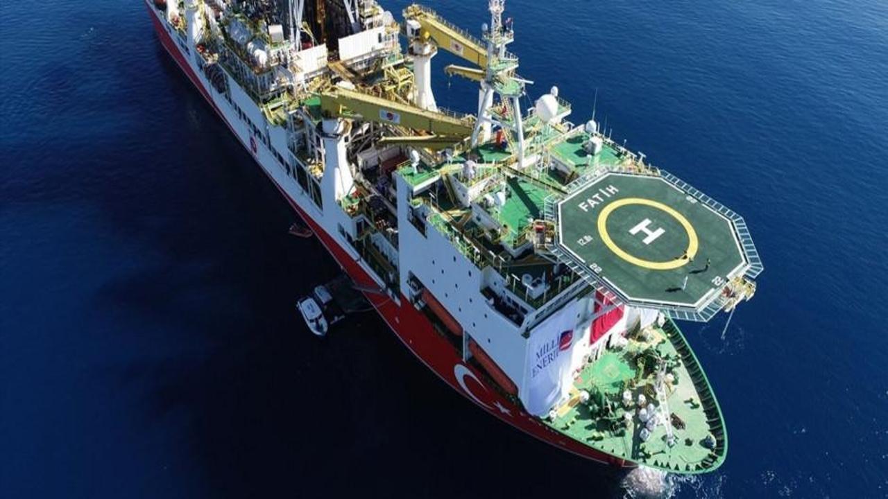 Fatih, yeni lokasyonunda sondaja başladı