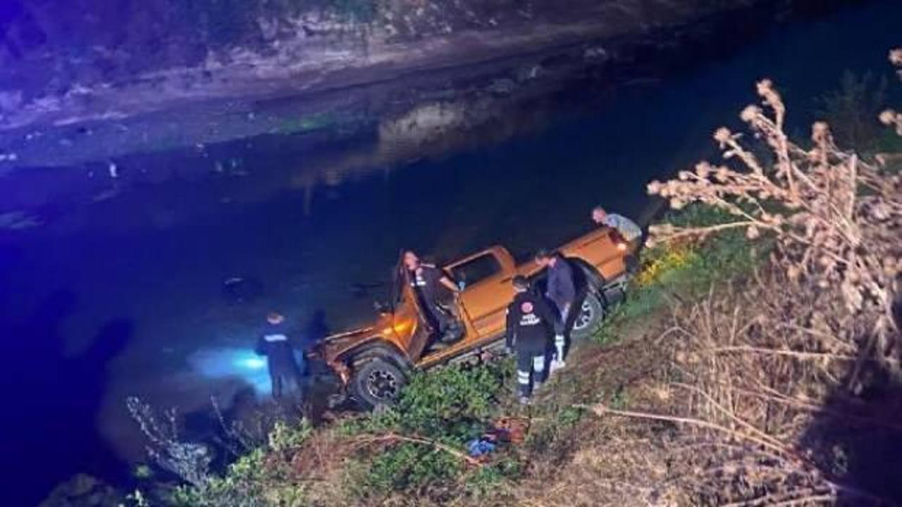 Kamyonet dereye uçtu: 1 ölü, 3 yaralı