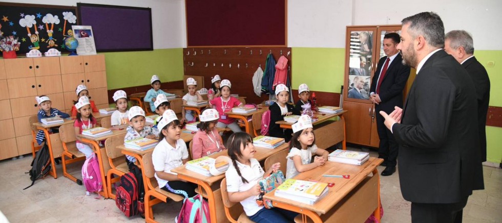 Pursaklar’da İlk Ders Zili Hediyelerle Çaldı – GÜNDEM – İnternetin Ajansı