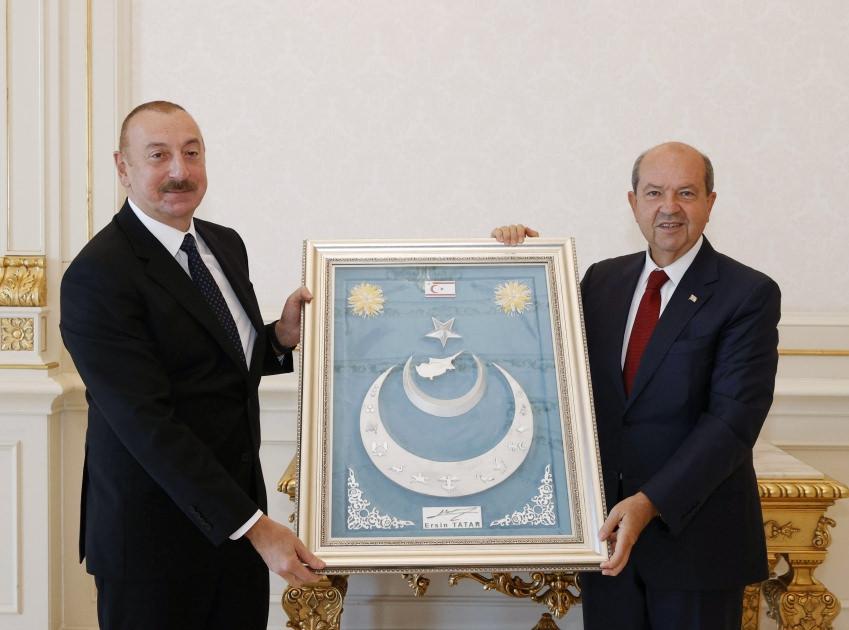 Ersin Tatar, Aliyev'le görüştü