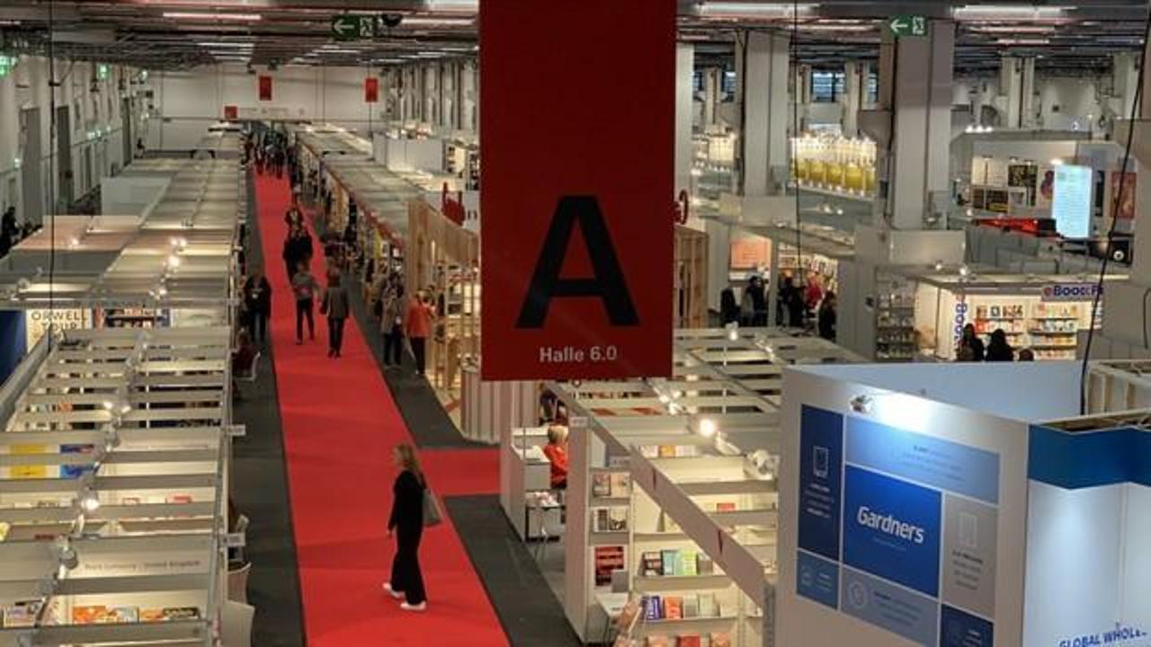 Almanya’dan skandal ‘Filistinli yazar’ kararı! Türk yayıncılardan sert tepki