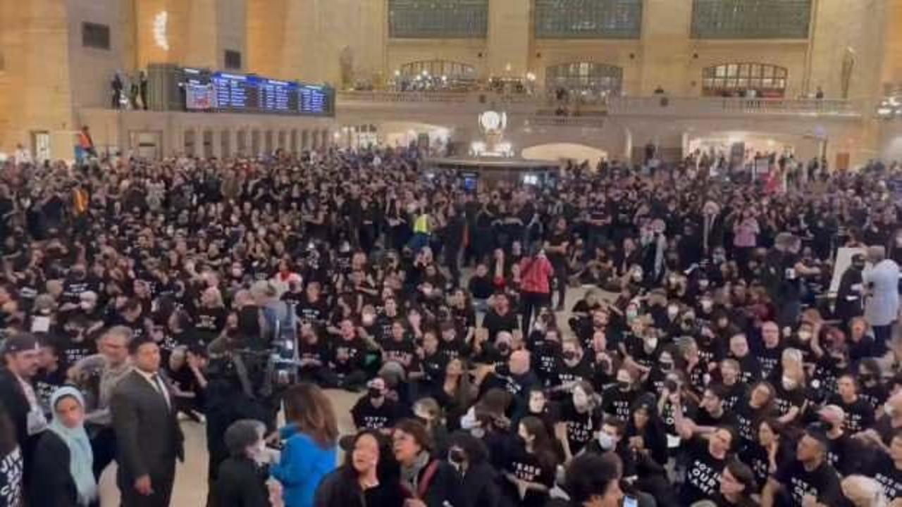 ABD’li Yahudiler, Gazze için tren garını bastı