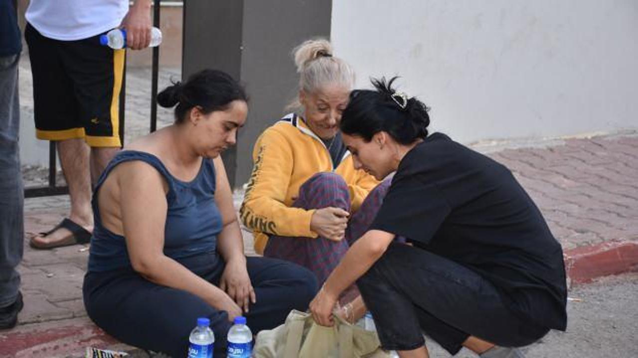 Antalya’da yangın çıkan daire kullanılamaz hale geldi