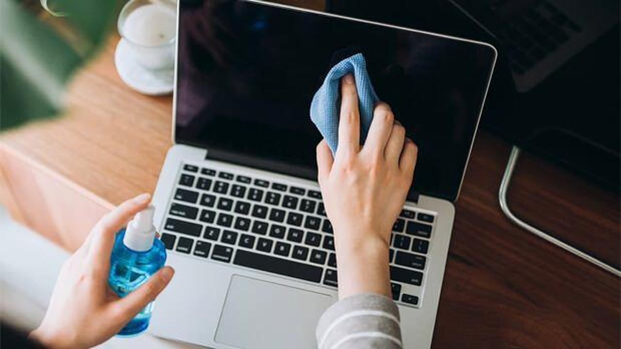 Bilgisayar ekranı nasıl temizlenir? En kolay bilgisayar ekranı temizleme yöntemi