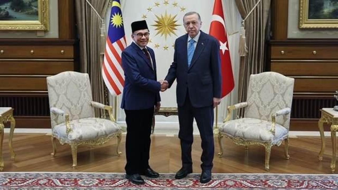 Cumhurbaşkanı Erdoğan, Malezya Başbakanı İbrahim’i kabul etti