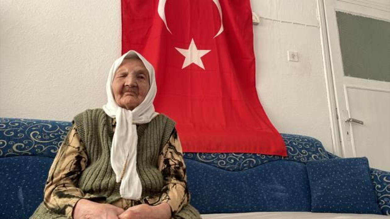 Cumhuriyet’le yaşıt Fahriye nineden gençlere mesaj: Türkiye’nin kıymetini bilin