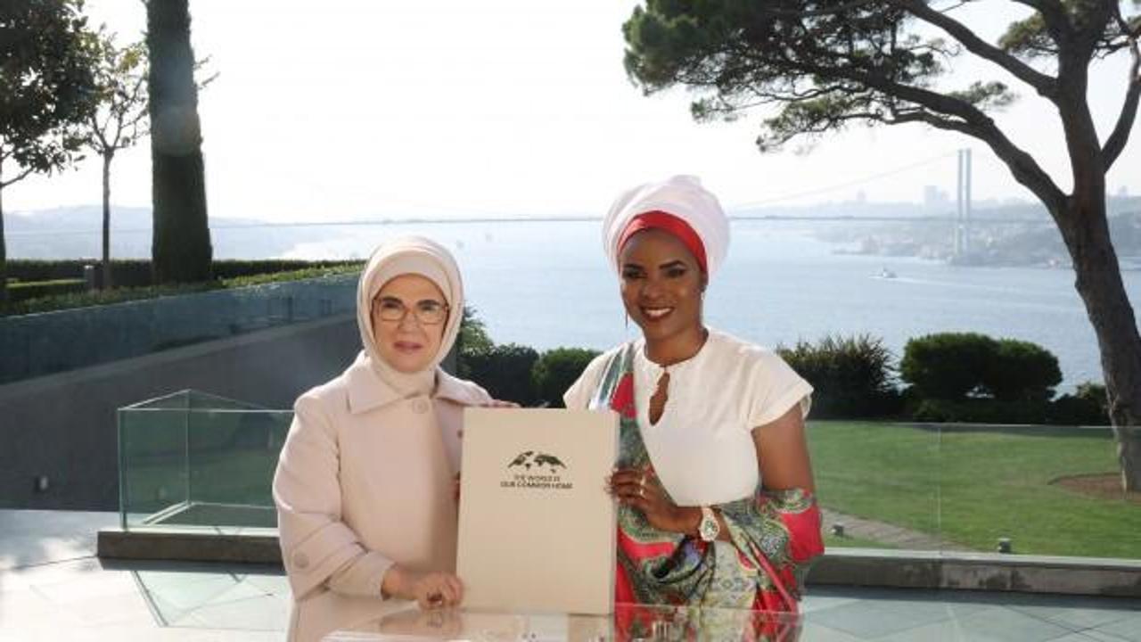 Emine Erdoğan, Burundi Devlet Başkanı’nın eşi Ndayishimiye ile görüştü