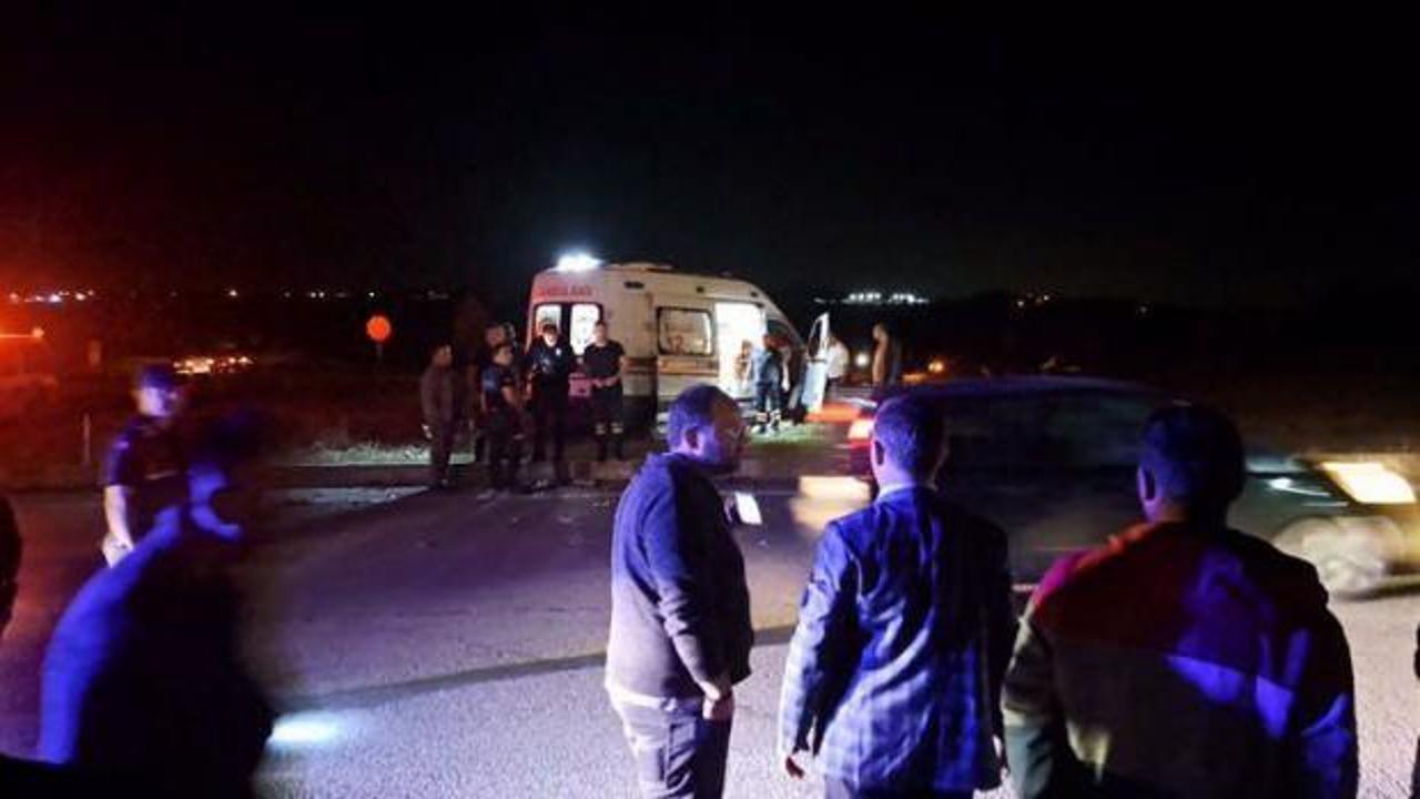 Hasta taşıyan ambulans ile otomobil çarpıştı: 1’i ağır, 2 yaralı