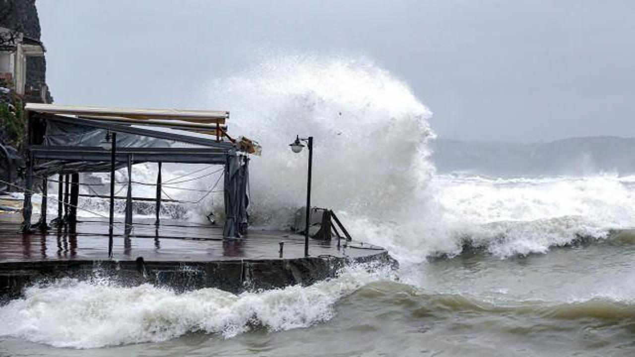 İstanbullular fırtınaya dikkat! Meteorolojiden 14 ile sarı kodu