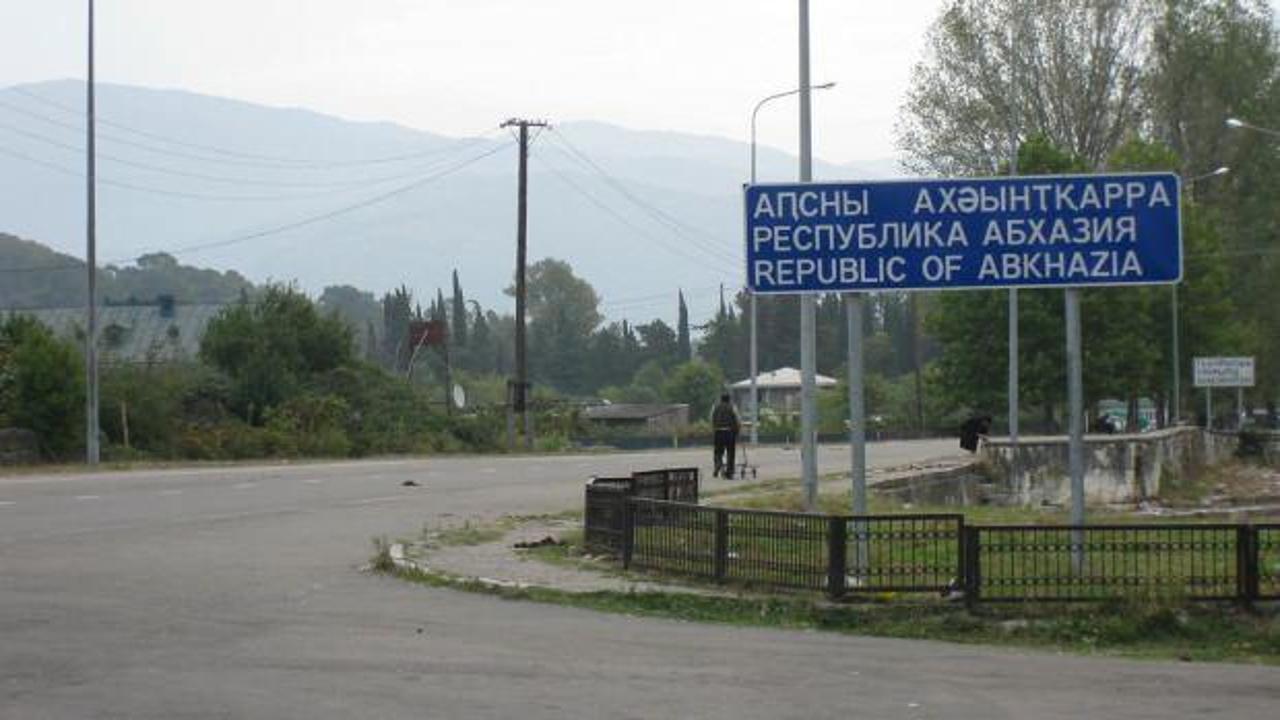 Rusya Abhazya’nın Karadeniz kıyısında yeni üs kuruyor