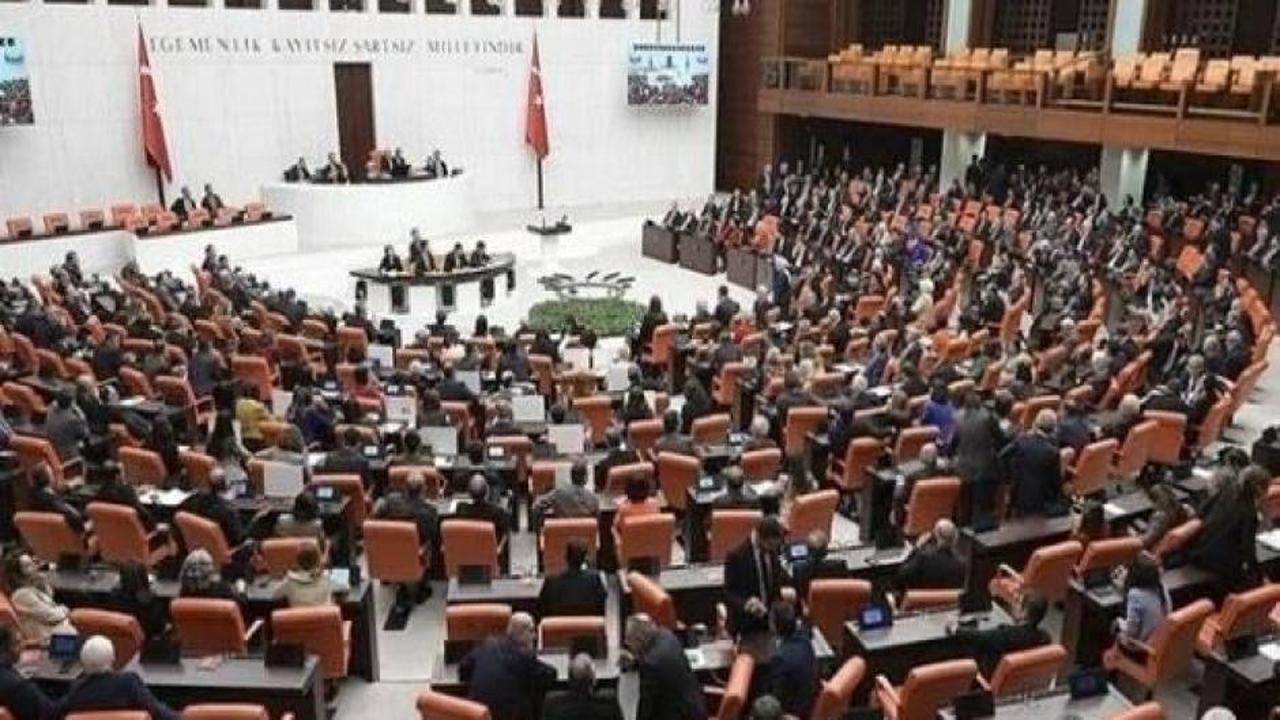TBMM’de gündem yoğun: Çalışmayan emekliye 5 bin TL ve bütçe mesaisi