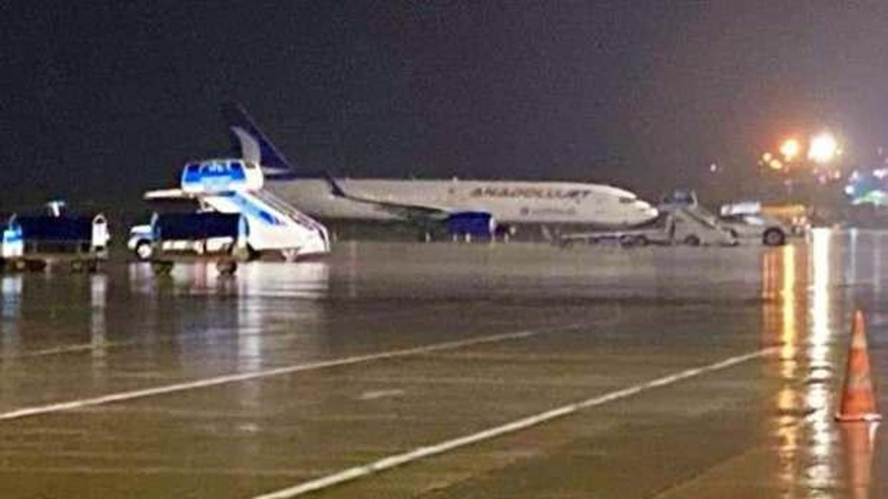 Uçağa yıldırım isabet etti! Trabzon’a mecburi iniş yaptı