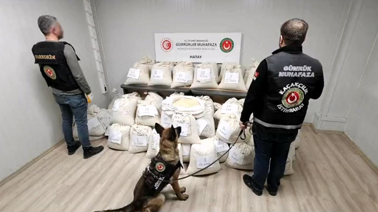 Ticaret Bakanlığı ve MİT'ten müthiş operasyon! 1 ton 197 kilogram captagon hapı yakalandı