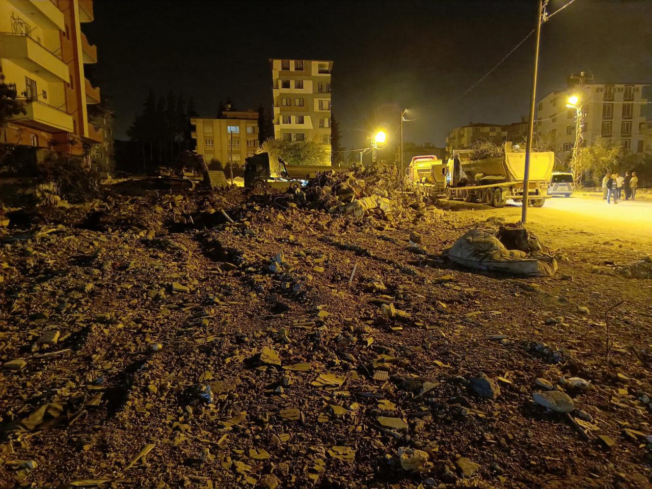 Hatay’da asrın felaketinin 275. gününde enkaz altından ceset çıktı.