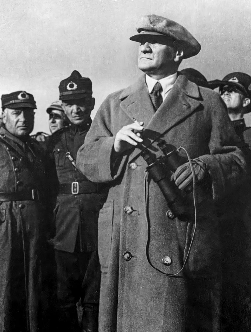 Büyük Önder Atatürk'ün ebediyete intikalinin 85'inci yılı