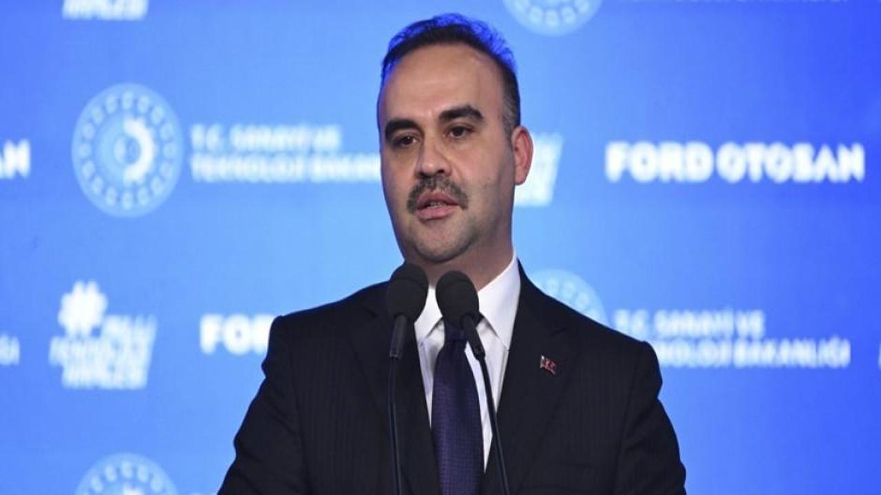 Bakandan heyecanlandıran açıklama: ‘Otomobil devleri ile görüşüyoruz’