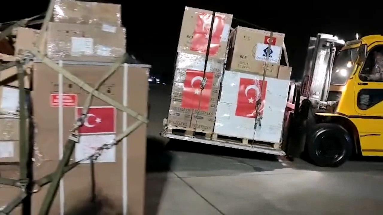 Türkiye'nin Gazze'ye yardımları devam ediyor... Bakan Koca son durumu paylaştı