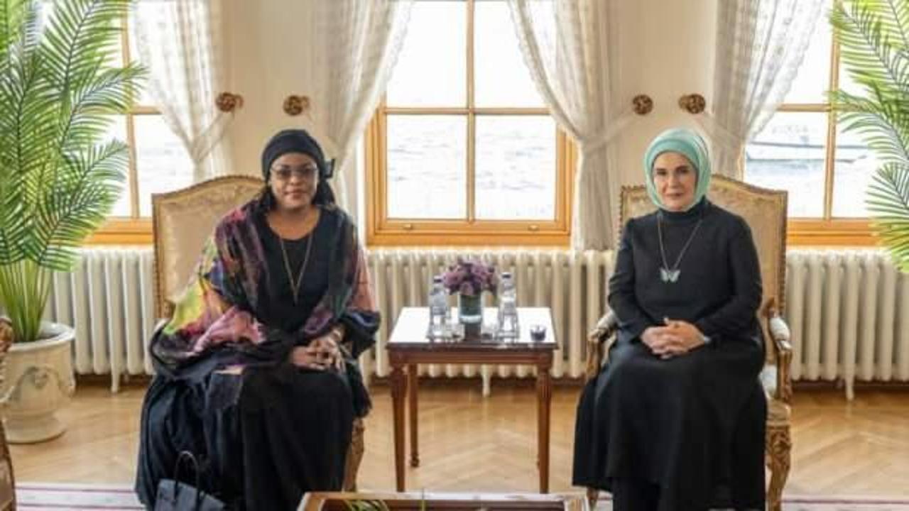 Emine Erdoğan, Senegal Cumhurbaşkanı Sall’ın eşi Marieme Faye Sall ile görüştü