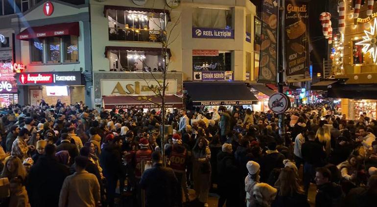 Kadıköy'de yılbaşı telaşı! Havadan böyle görüntülendi