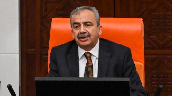 Birleşimi yönetirken rahatsızlandı! Sırrı Süreyya Önder hastaneye kaldırıldı