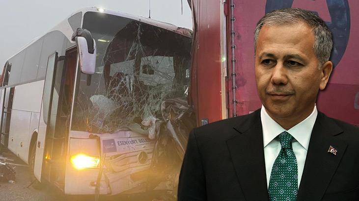 Zincirleme kazayla ilgili Bakan Yerlikaya’dan açıklama: İçimizi yaktı!