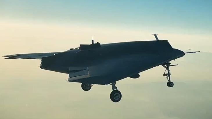 Cumhurbaşkanı Erdoğan paylaştı: ANKA-3 ilk kez gökyüzünde!