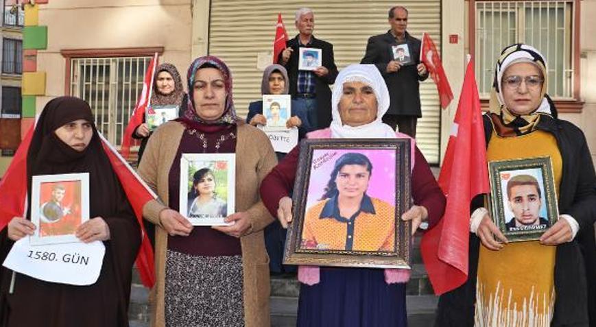 HDP önündeki ailelere bir yenisi daha eklendi