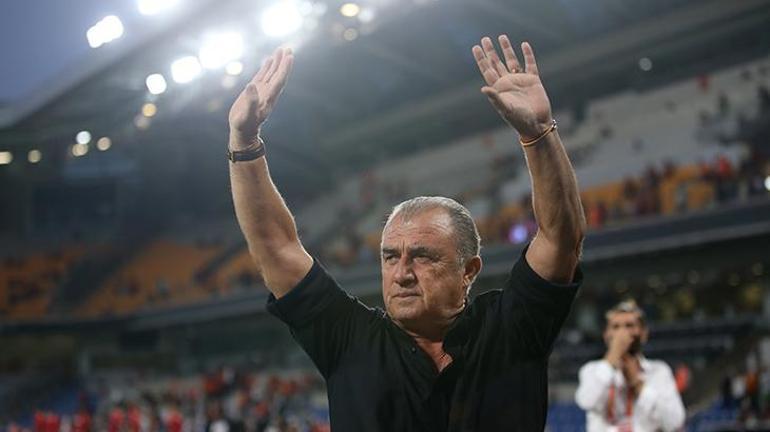 Yunanistan'da Fatih Terim çılgınlığı! 'Panathinaikos'ta fırtına'