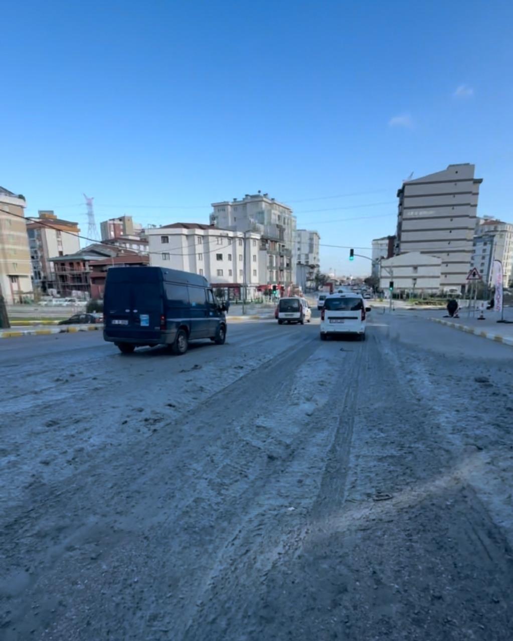 Pendik'te araç sahiplerine beton şoku! Bu manzarayla karşılaştılar