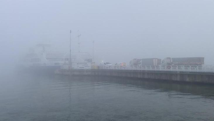 Çanakkale Boğazı’nda sis: Gemi geçişleri kapatıldı