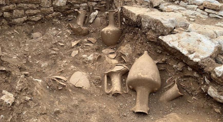 Amos Antik Kenti’ndeki kazı çalışmalarında bulundu! Heyecanlandıran keşif
