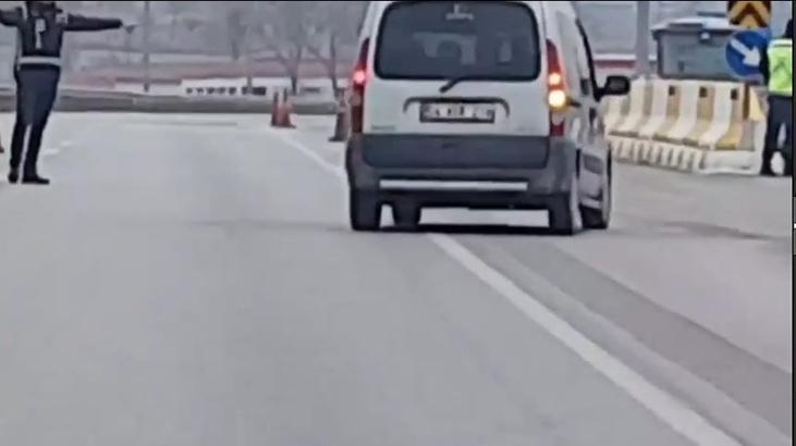 Kent girişinde durduruldu! Araçtan çıkanlar şoke etti