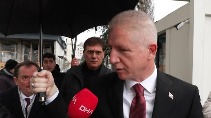 İstanbul Valisi Gül kilise saldırısında hayatını kaybeden Tuncer Cihan’ın ailesini ziyaret etti