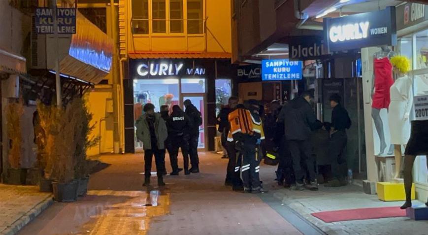 Ailesi haber alamadı! Kapı kırılıp eve girince sinir krizi geçirdiler