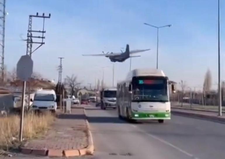 Son dakika...Kayseri'de korku dolu anlar! C-160 tipi askeri uçak acil iniş yaptı