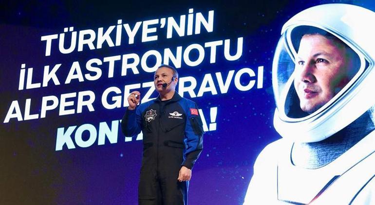 Alper Gezeravcı öğrencilerle bir araya geldi: Bundan sonra yolumuz açık