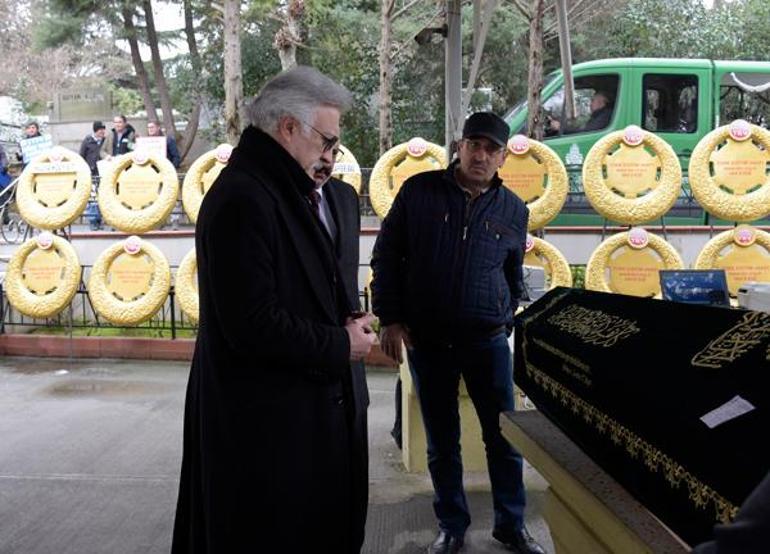 Yeşilçam'ın usta oyuncusu Sevda Ferdağ son yolculuğuna uğurlandı