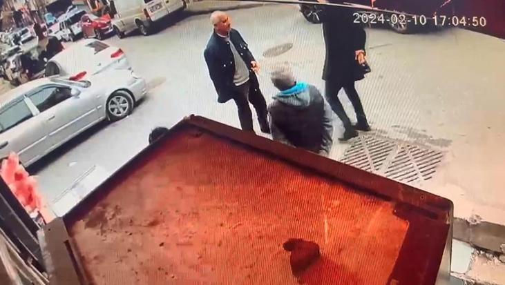 Son dakika: İstanbul’da AK Parti programına saldırıda yeni görüntü