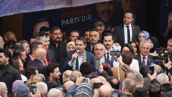 Murat Kurum: Metro inşaatına hafriyat dökerek tarihe geçtiler