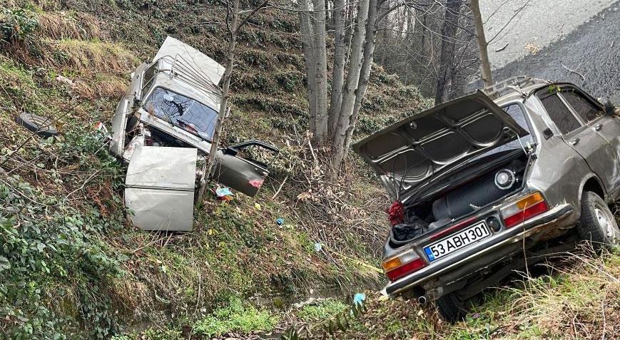 Rize’de feci kaza! Araçtan fırlayan sürücü hayatını kaybetti
