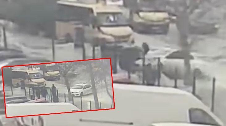 Beylikdüzü’nde bir sürücü kaldırıma çıktı, yayalara çarptı