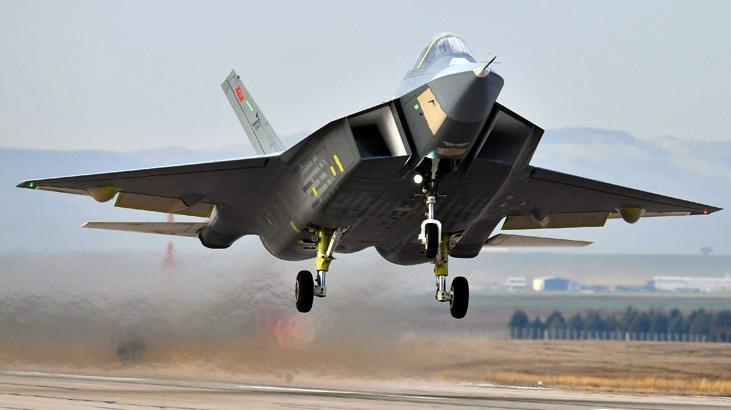 Milli uçak KAAN gök vatanda! İşte F-16 ve KAAN karşılaştırması